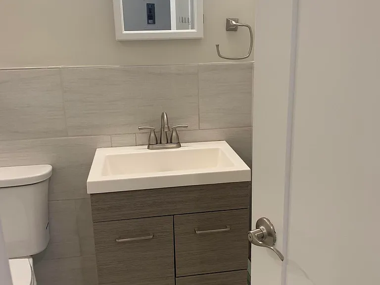 5 Charles St #4B — Photo 8