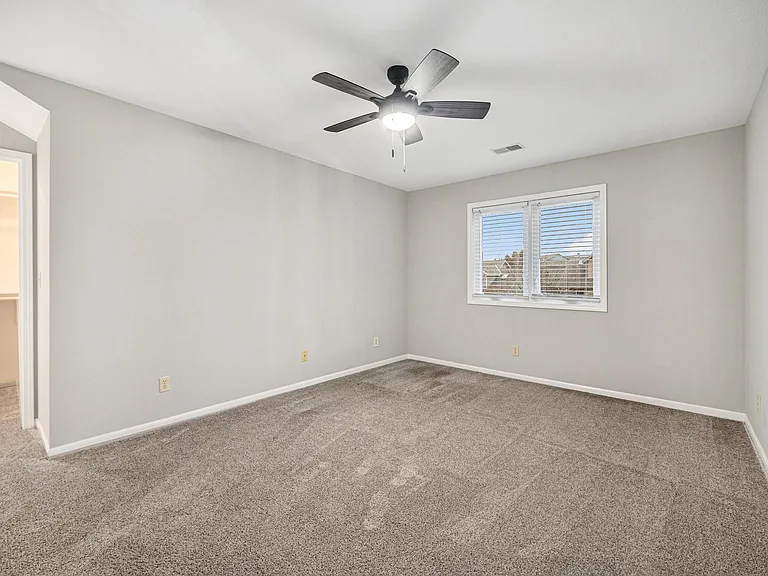 6334 82nd Ct — Photo 12
