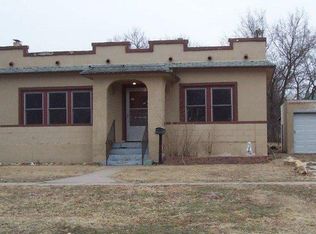 519 W 7th St, Larned, KS 67550