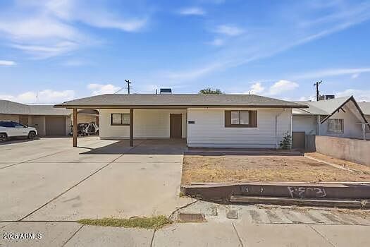 2nd image of 5147 W EARLL Drive