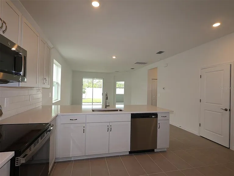 9117 Optimist Way — Photo 6