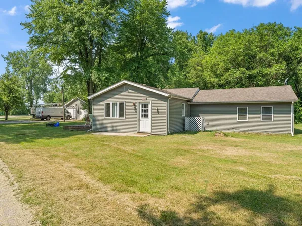 9700 W 1500 N, Demotte, IN 46310