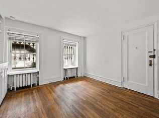 32 Beekman Pl APT 1A, New York, NY 10022