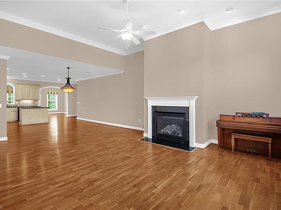 5th image of 6901 Stone Gables Dr