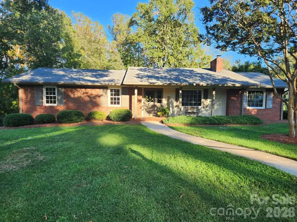 1007 Woodland St SE, Valdese, NC 28690