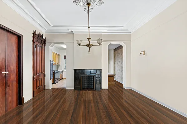 Rented by Compass | media 14