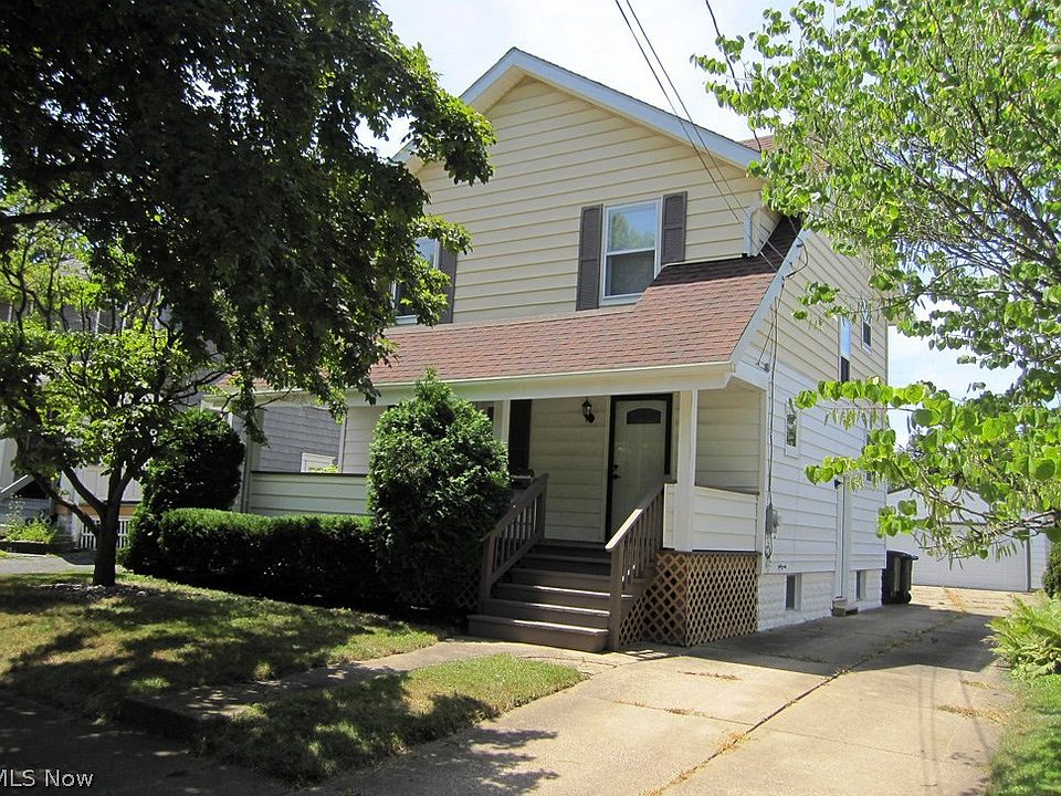 1st image of 1178 Lily St