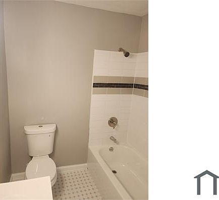 2nd image of 3908 Shaw St #1