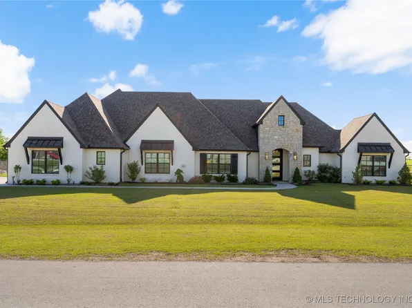 10616 N 81st East Pl, Owasso, OK 74055