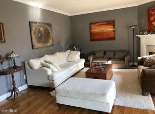 2616 Danhaven Dr, Bowling Green, KY 42104