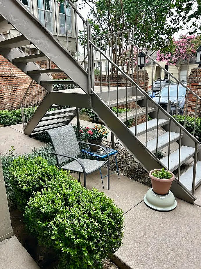 Studio, 386 sqft, $1,000 — Photo 3
