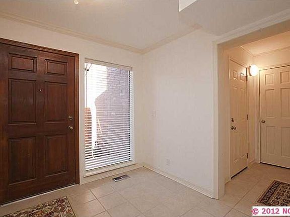 Light & Bright entry