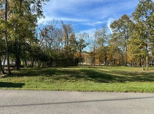 884 Hunter Dr, Lancaster, KY 40444