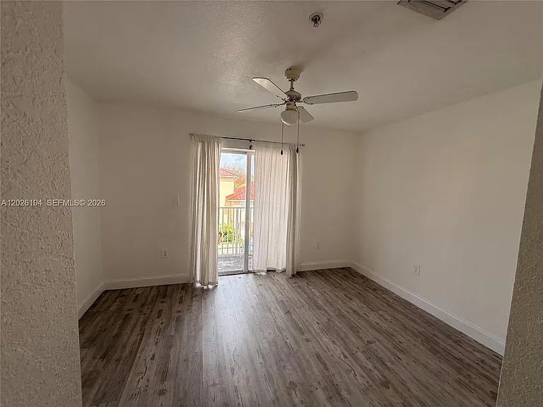 2028 NE 167th St #3-152 — Photo 10