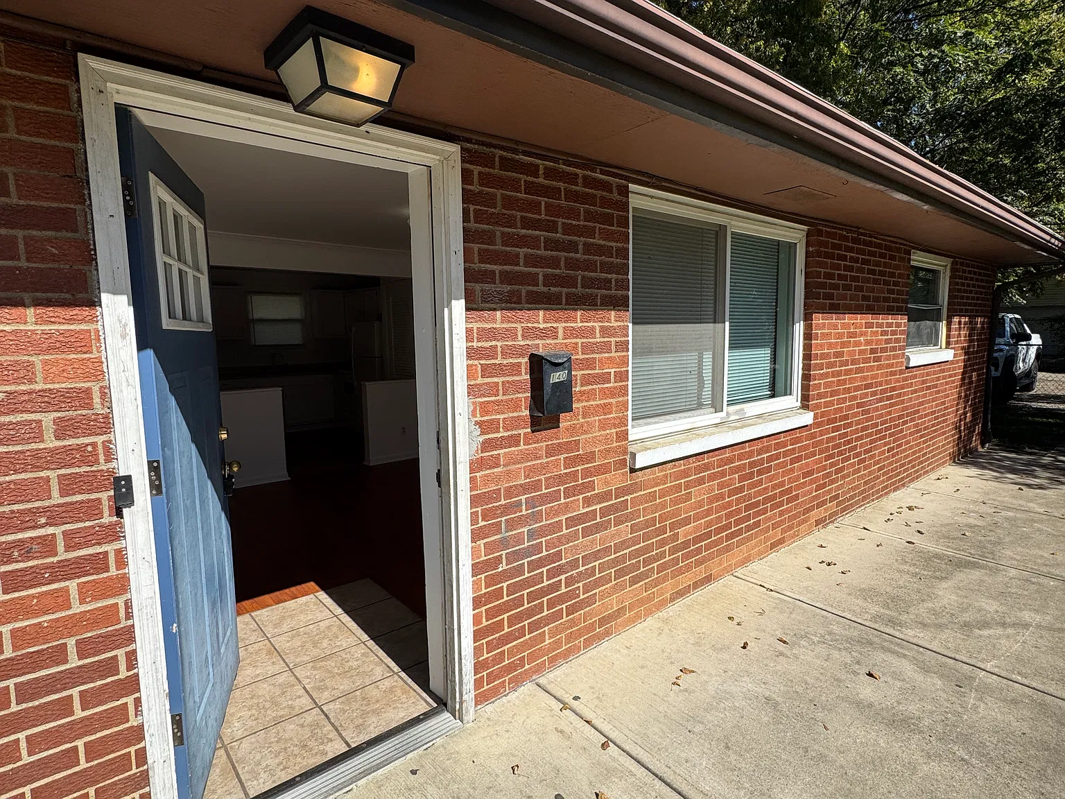2 bed, $1,200 — Photo 1