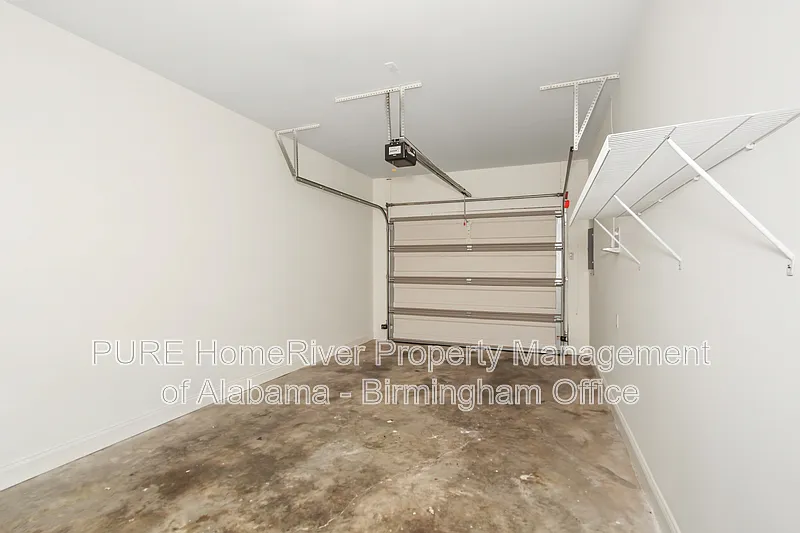 3 bed, 3.0 bath, 1672 sqft, $1,900 — Photo 3