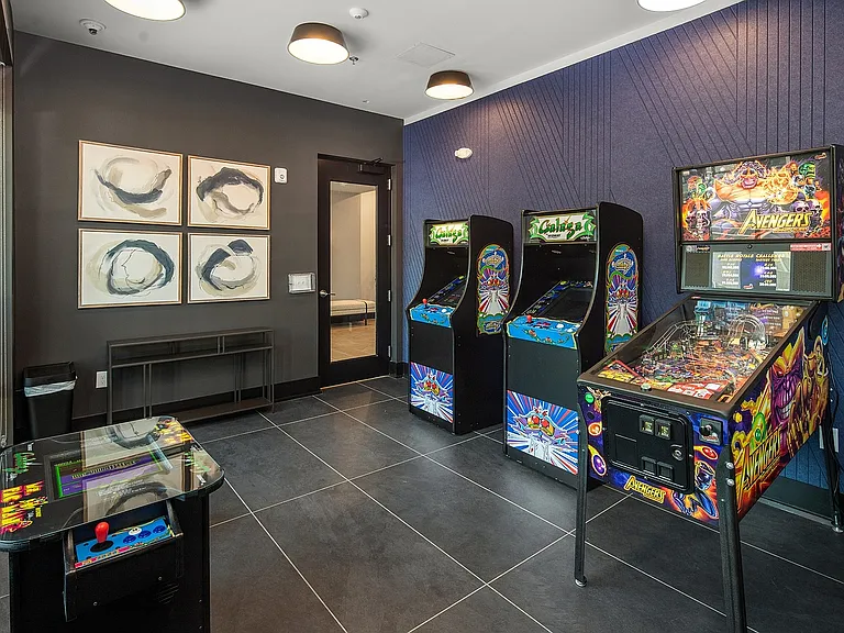 Abberly Royal Creek Apartment Homes — Photo 43