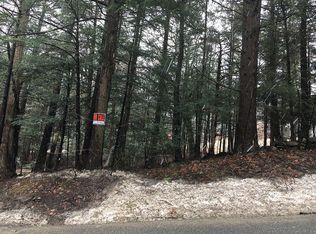 Lovers Ln, Washington, MA 01223