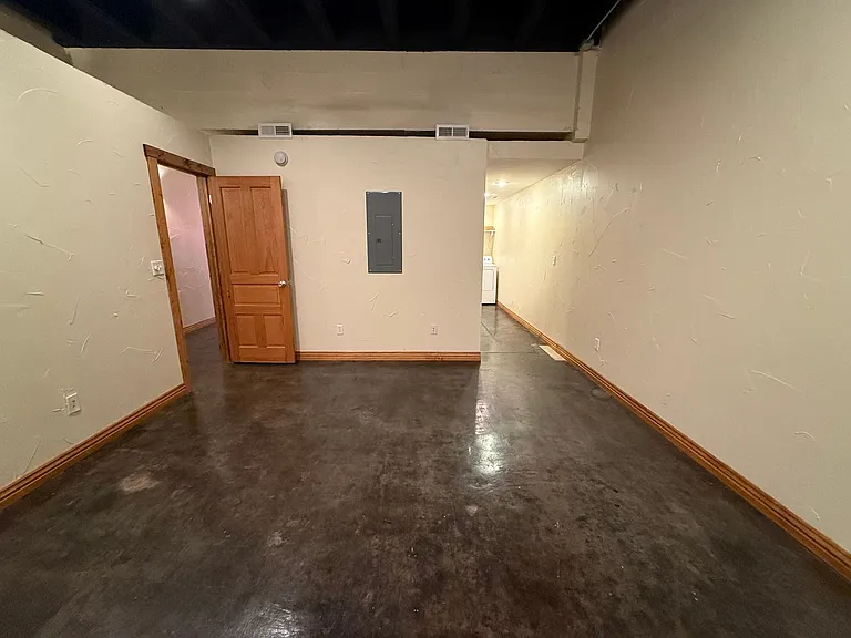 213 W Olive St #212 — Photo 4