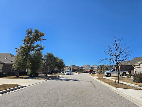 4th image of 1641 Woolsey Way