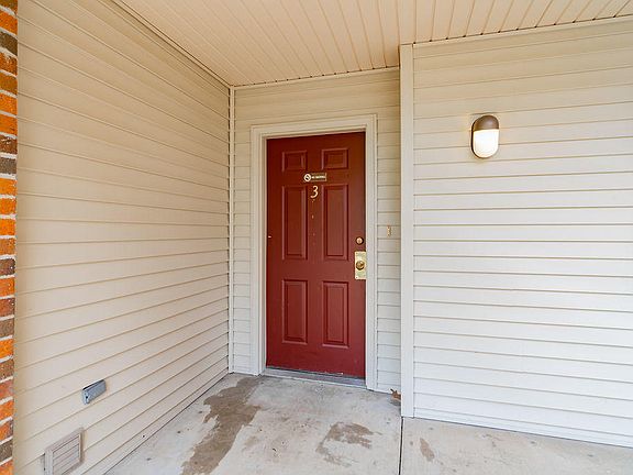 3rd image of 350 S Wildwood Dr #3