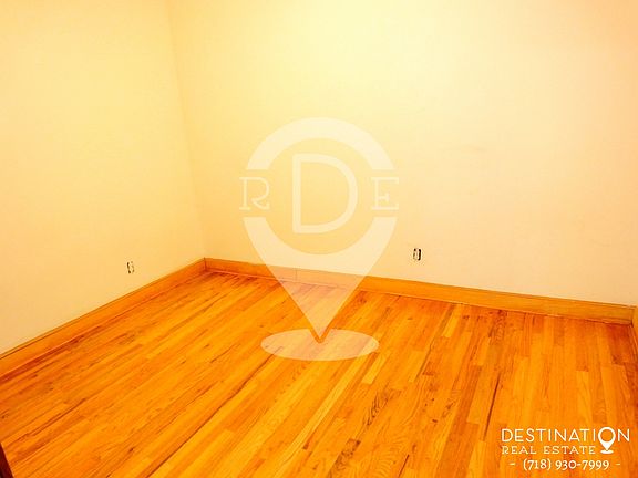 11x9 Bedroom(Vacant)