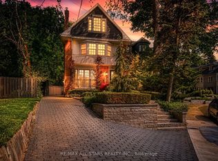 30 Edgewood Cres, Toronto, ON M4W3A9