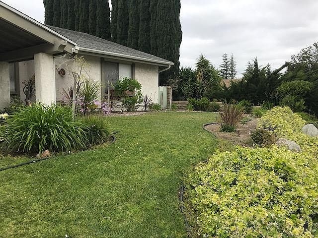 2nd image of 2046 Woodglen St