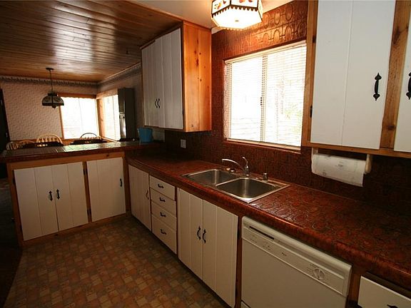 4th image of 417 W Sherwood Blvd