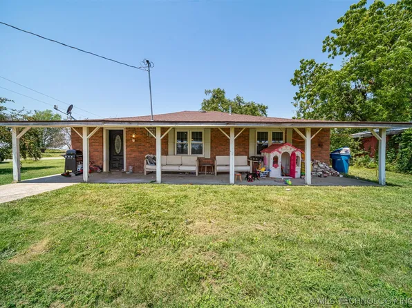 402 N Downing Ave, Afton, OK 74331