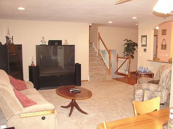 Living Rm