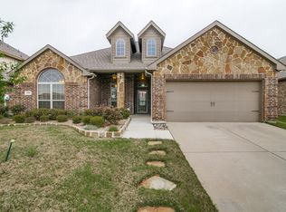 691 Kensington Pl, Fate, TX 75189
