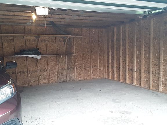 5th image of 739 Delaware Ave