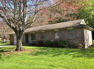 36 Resada Dr, Brevard, NC 28712