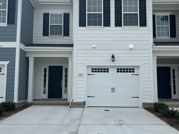 4945 Apricot Way, Chesapeake, VA 23321