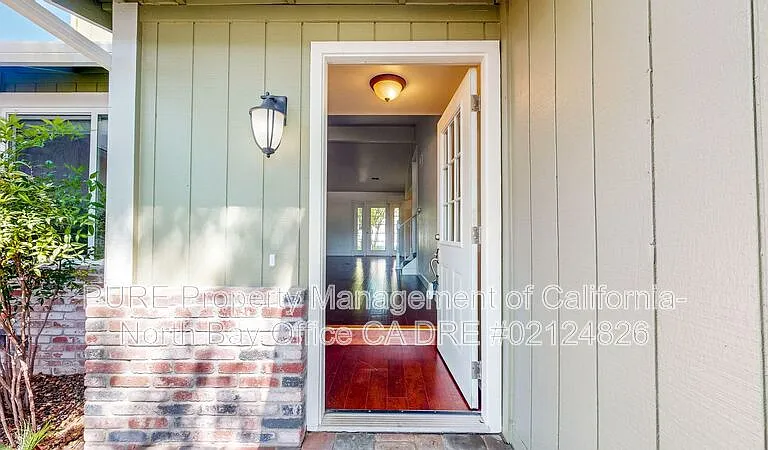 360 Manka Cir — Photo 5