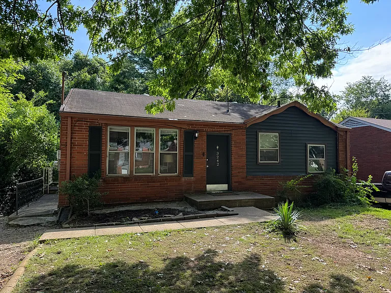 3242 Panorama Dr — Photo 3
