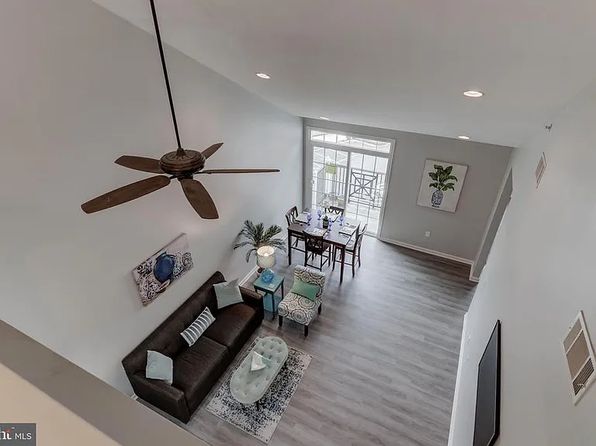 350 W Elm St