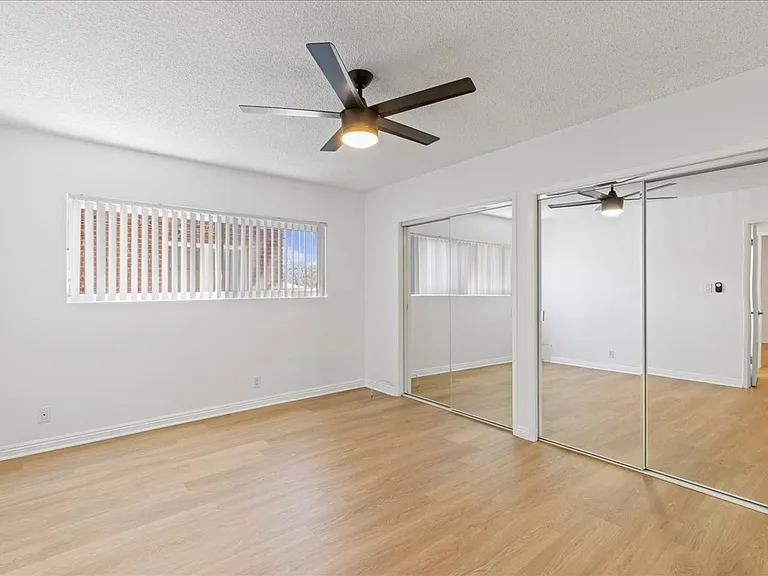 135 S Belmont St #1 — Photo 24
