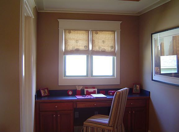 Built in desk area at top of staircase