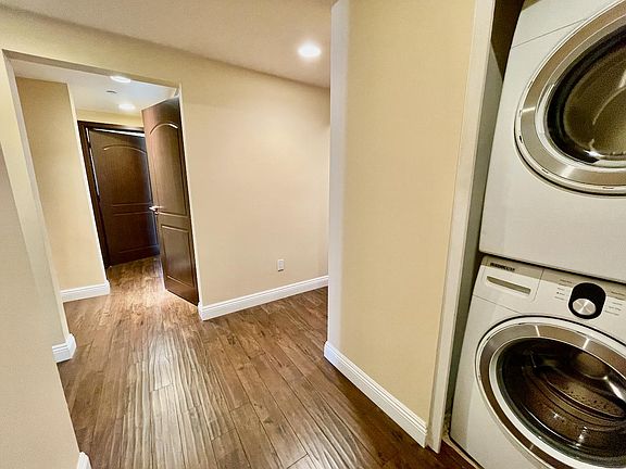 4th image of 11218 Camarillo St APT 102