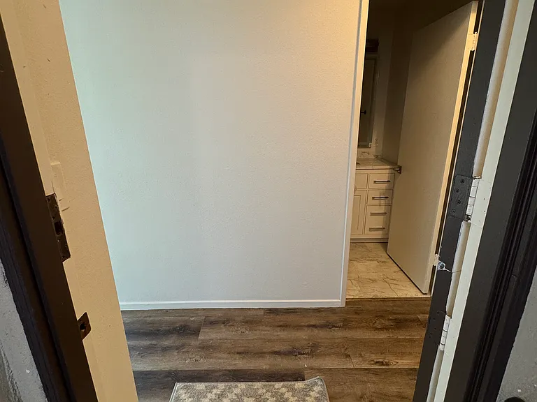 217 El Porto St — Photo 8