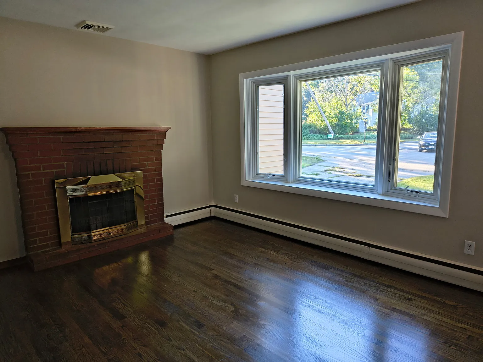 3 bed, 2218 sqft, $2,750 — Photo 3