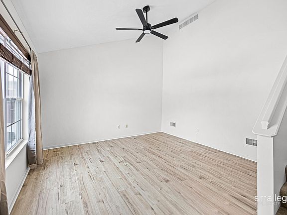 3rd image of 3557 Greenly Ct #18