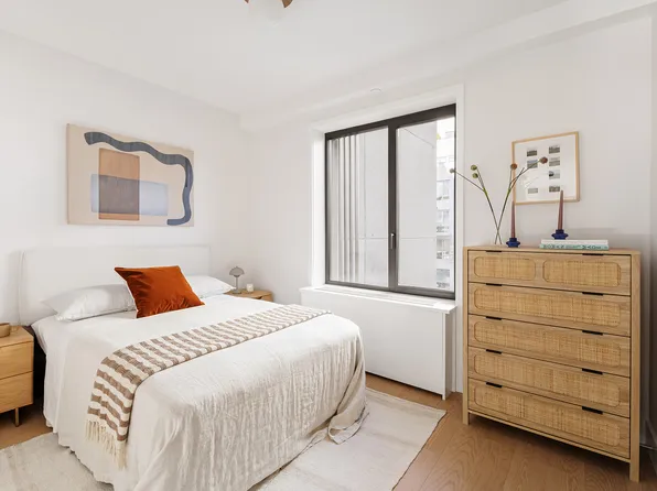 601 Baltic Street image 5 of 12