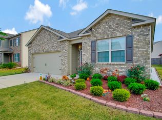 2125 Sawgrass Dr, Hampton, GA 30228