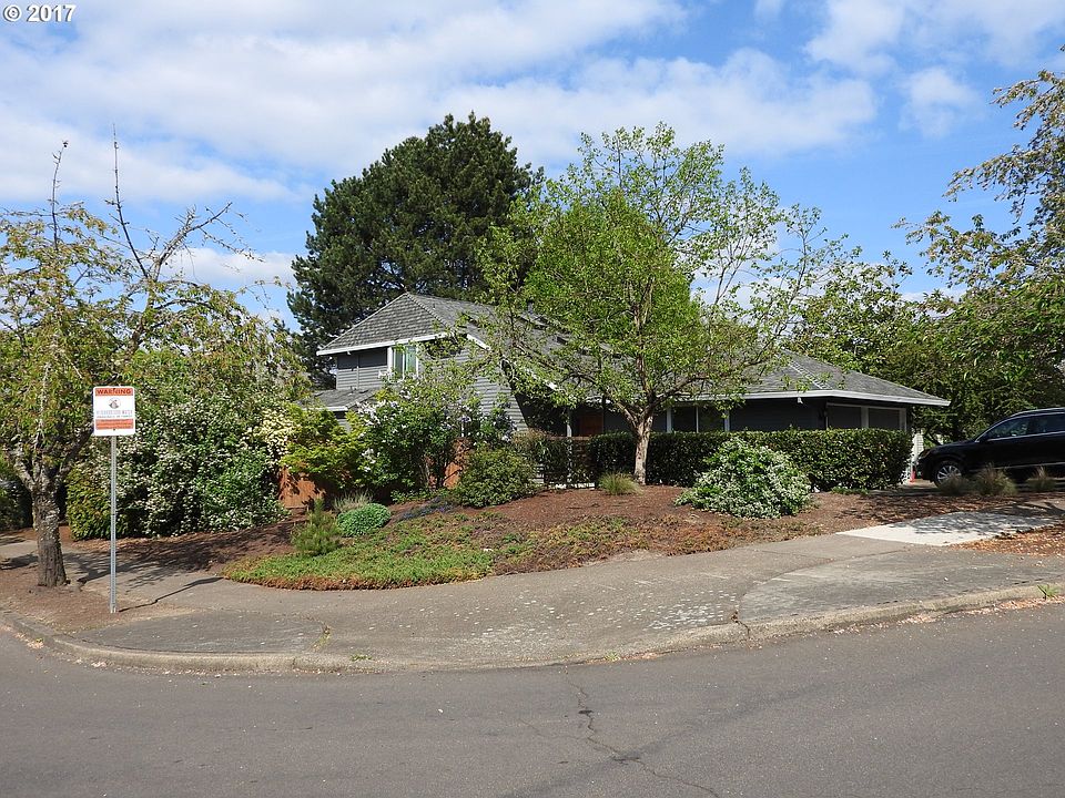 1st image of 11950 SW Morning Hill Dr
