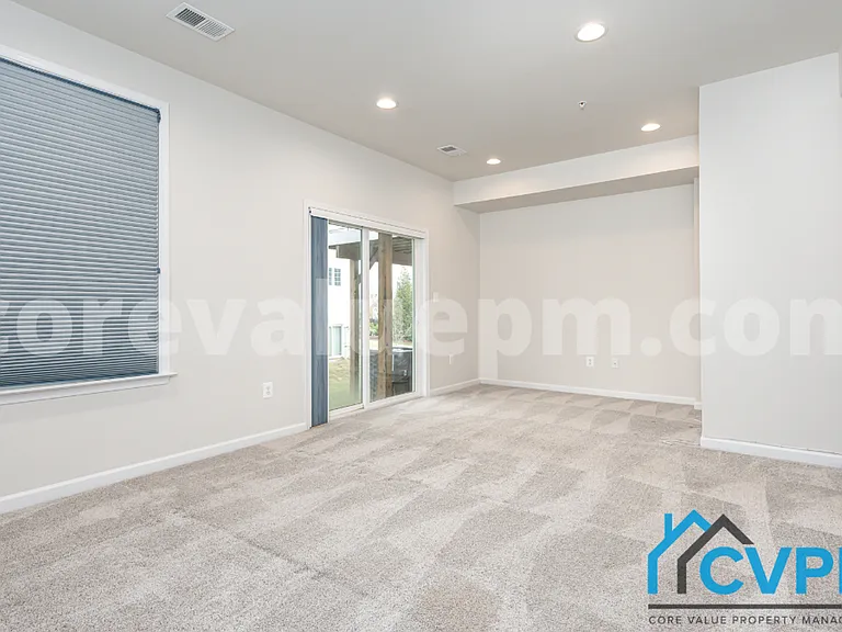 7772 Willow Oak Ct — Photo 22