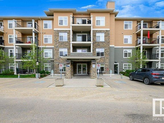 5th image of 6076 Schonsee Way NW #138