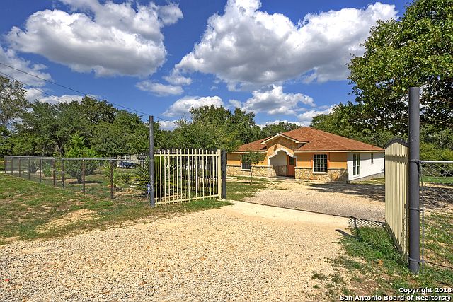 1st image of 23038 Copper Canyon Dr